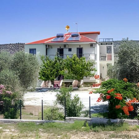 Villa Elista Astris Exterior photo
