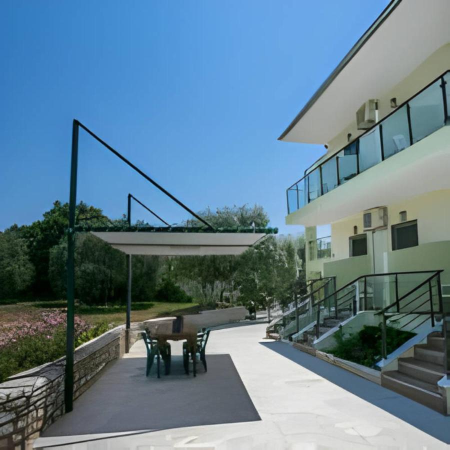 Villa Elista Astris Exterior photo